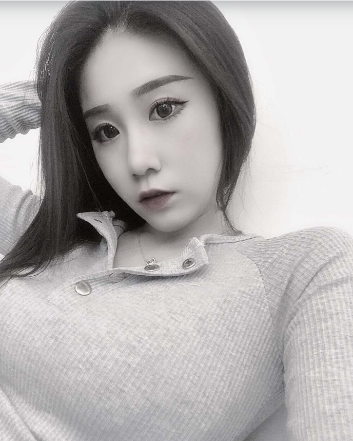 体验刚刚下海的兼职